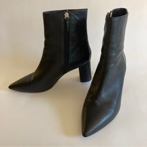 J Crew “Sadie” Pointed-Toe Ankle Boots Smooth Black Leather 10.5 Medium EUC